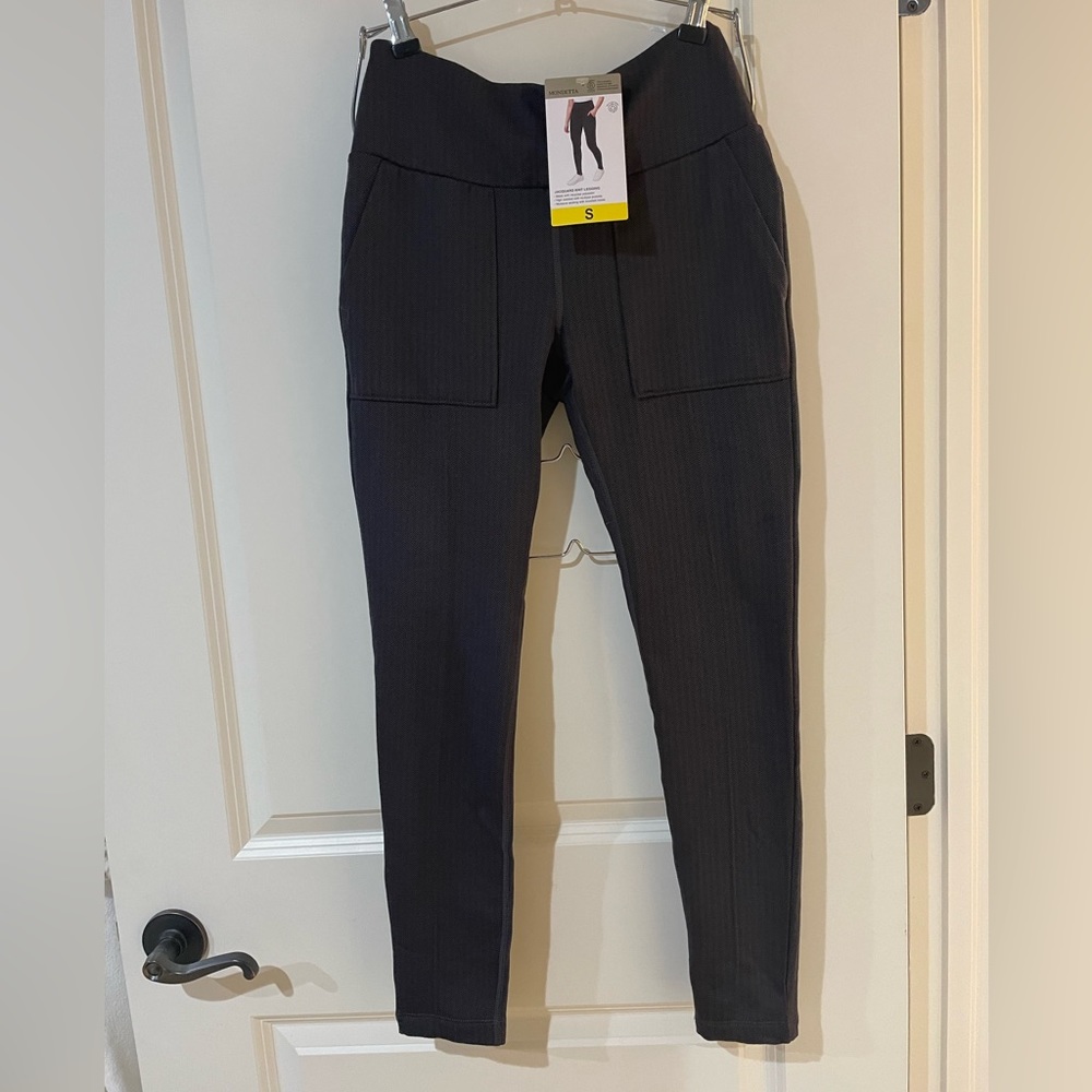 NWT Mondetta Jacquard Knit Legging - Small